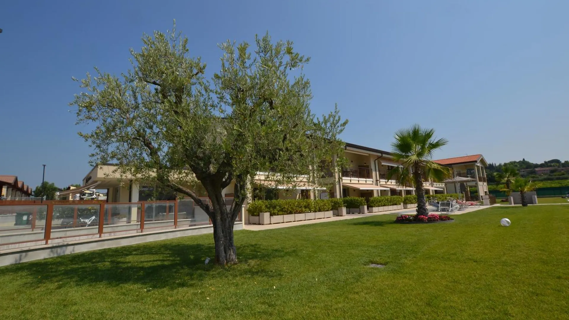 Residence La Magnolia - Aparments Lazise İtalya